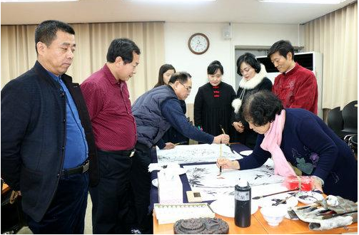 �����黭���ҡ��ر��� ��������߽�����������н���