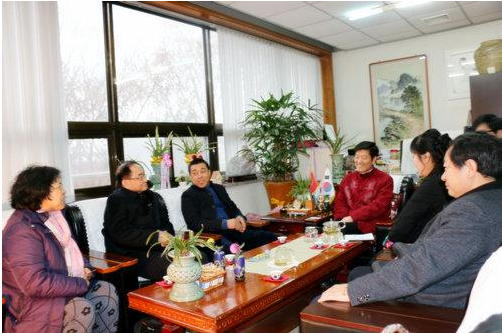 �����黭���ҡ��ر��� ��������߽�����������н���