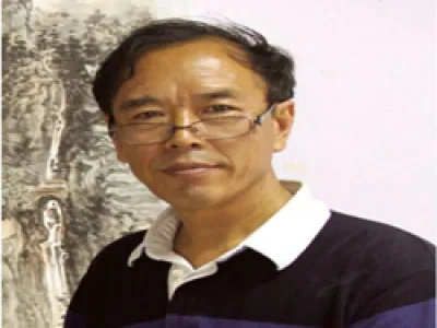 杨国春